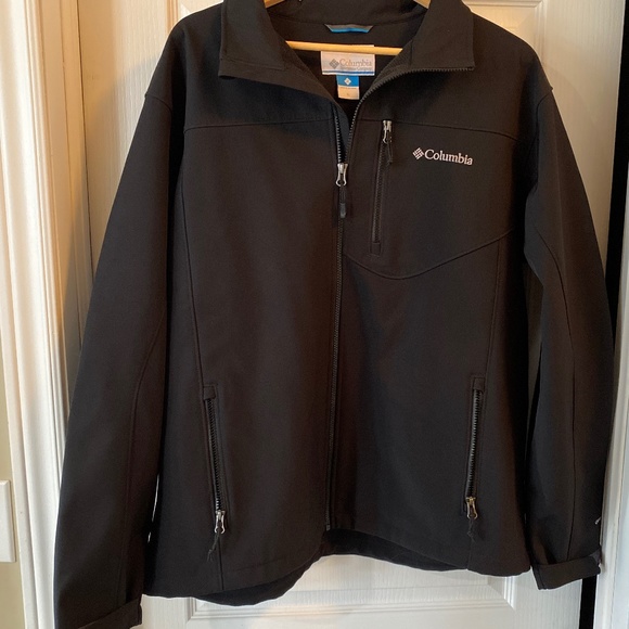 Men’s Softshell Black Columbia Jacket - Picture 1 of 2
